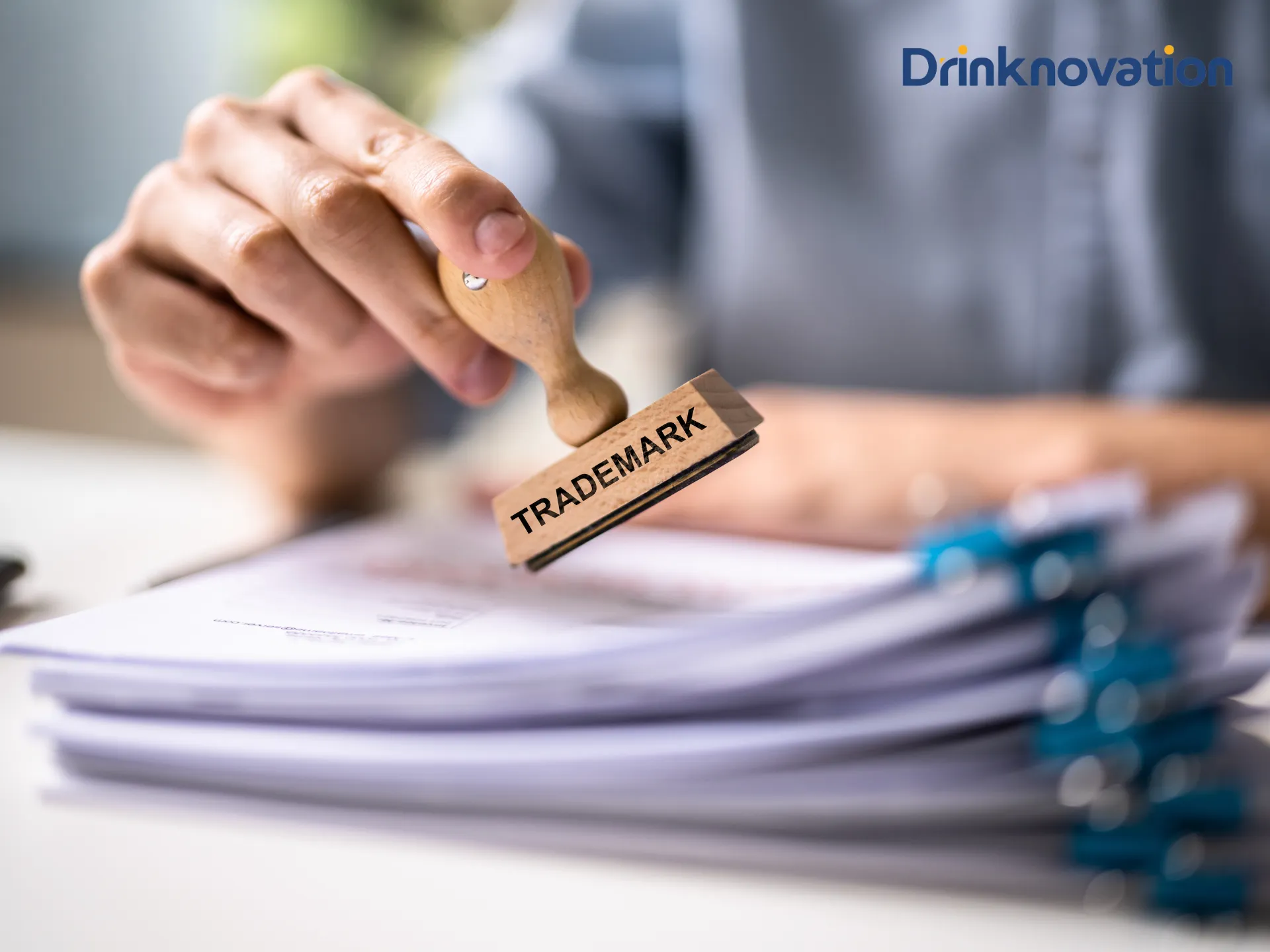 Ilustrasi pendaftaran merek dagang dan paten produk