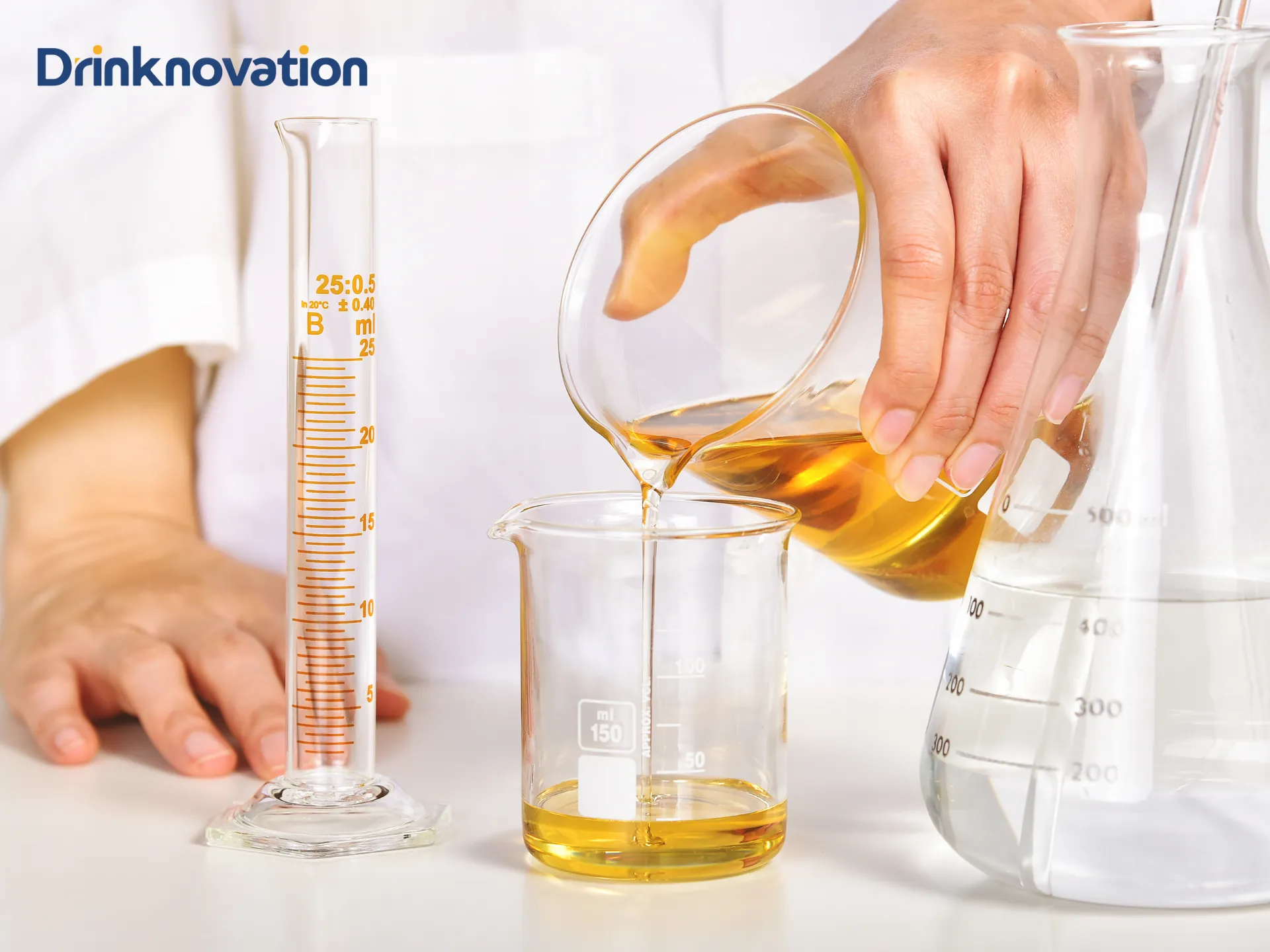 Proses formulasi minuman bubuk di laboratorium Drinknovation